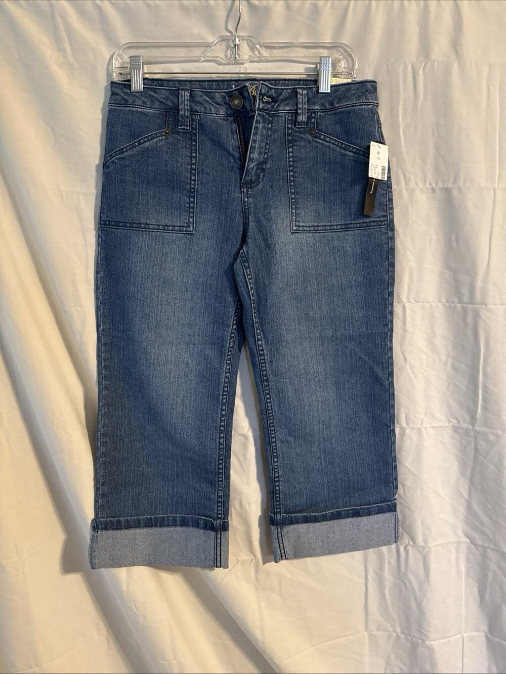 NWT L.A. Blues Women's Size 6 Cuffed Denim Capri Pants Flap Pockets